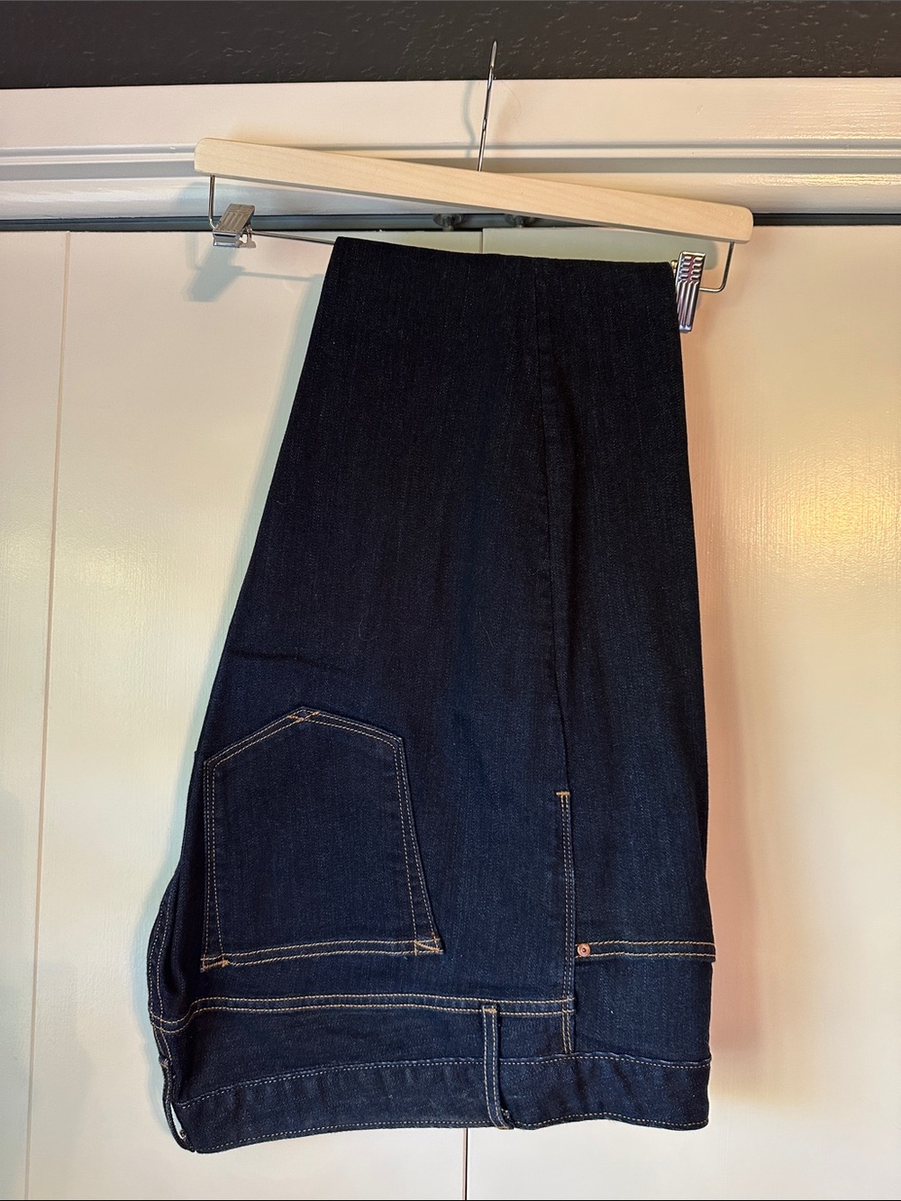 GAP 1969 Dark Blue Women's Straight-Leg Jeans - Size 32